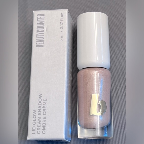 BEAUTYCOUNTER LIQUID SHADOW - Picture 3 of 3